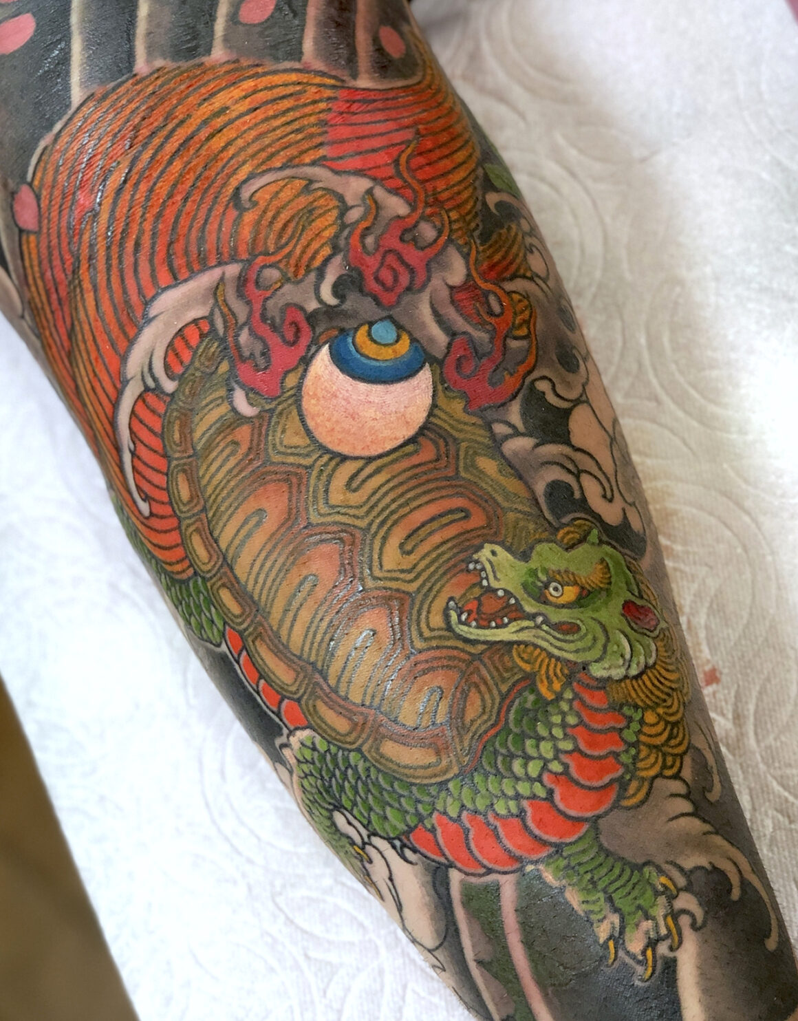 Horifuji: Japanese tradition and Tebori tattoos from California