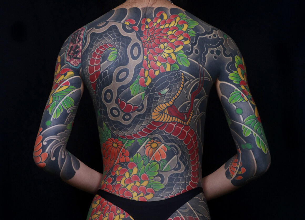 The Traditional Japanese Tattoo “Irezumi” is the decoration of the body  with mythical beasts, flowers, leafs, and other images from s... | Instagram