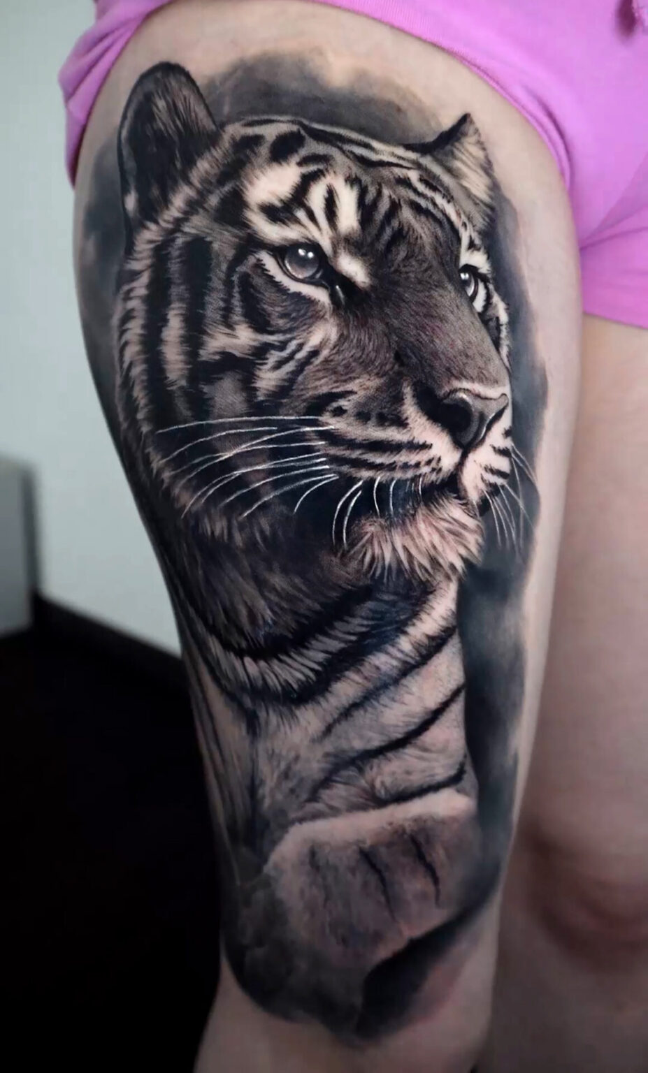 Angélique Grimm, Dr. Dolittle of the Realistic Tattoos - Tattoo Life